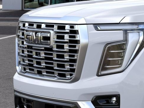 New 2026 GMC Yukon Denali w/ Advanced Technology Package AWD/4WD image 13