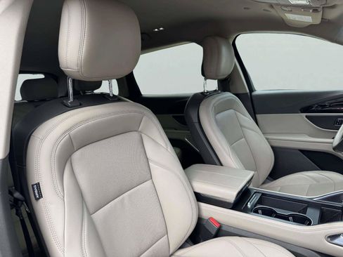 Used 2024 Lincoln Nautilus Premier AWD/4WD image 58