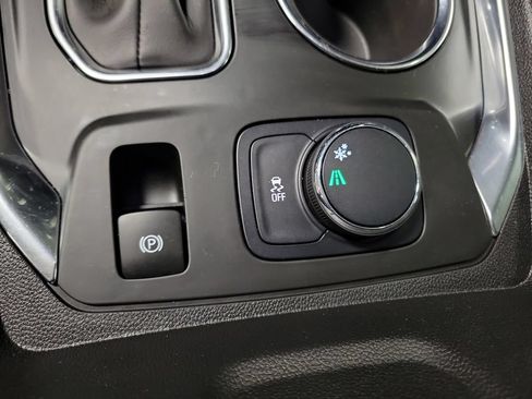 Used 2021 Chevrolet Traverse LS w/ LPO, Cargo Package FWD image 17
