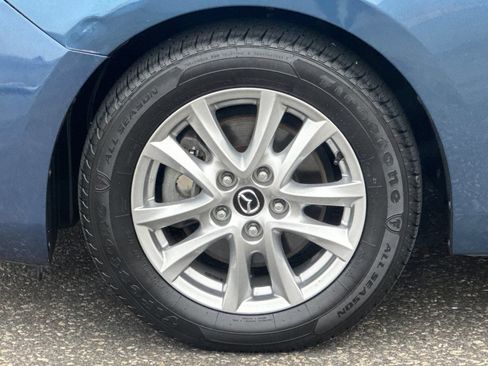 Used 2018 MAZDA MAZDA3 Sport FWD image 30