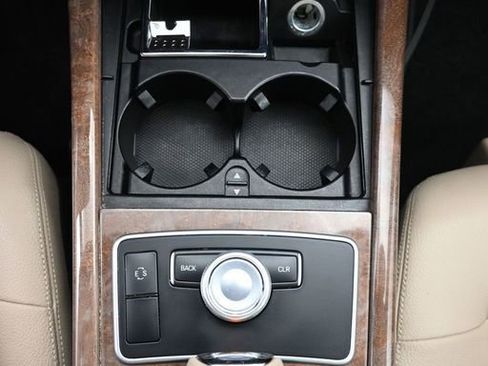 Used 2012 Mercedes-Benz E 350 4MATIC Sedan image 19