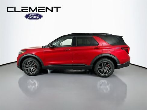 New 2026 Ford Explorer ST-Line w/ ST-Line Street Pack AWD/4WD image 4
