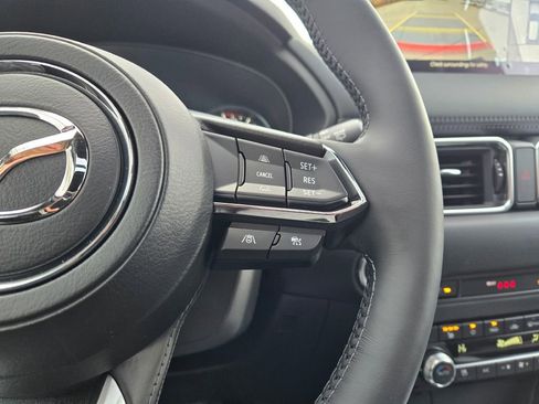 New 2025 MAZDA CX-5 Signature image 32