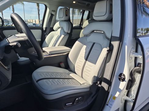 Used 2024 Rivian R1S Adventure AWD/4WD image 16