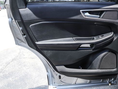 Used 2022 Ford Edge SEL image 38