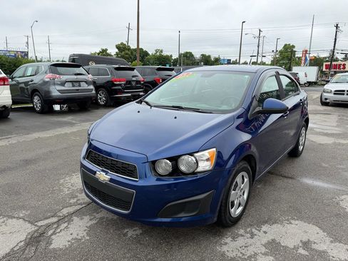 Used 2013 Chevrolet Sonic LS FWD image 7