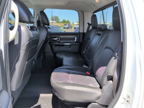 Used 2014 RAM 1500 Laramie w/ Convenience Group AWD/4WD image 10