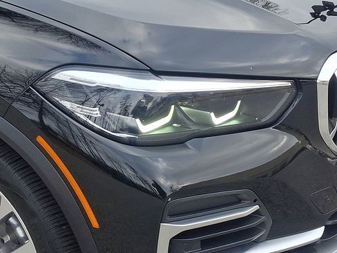 Used 2022 BMW X5 xDrive40i w/ Climate Comfort Package image 9