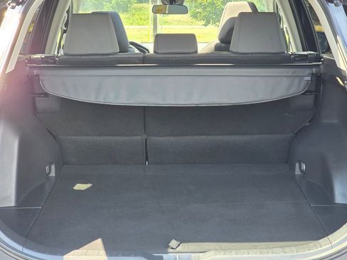 Used 2025 Toyota RAV4 XLE w/ Convenience Package AWD/4WD image 33