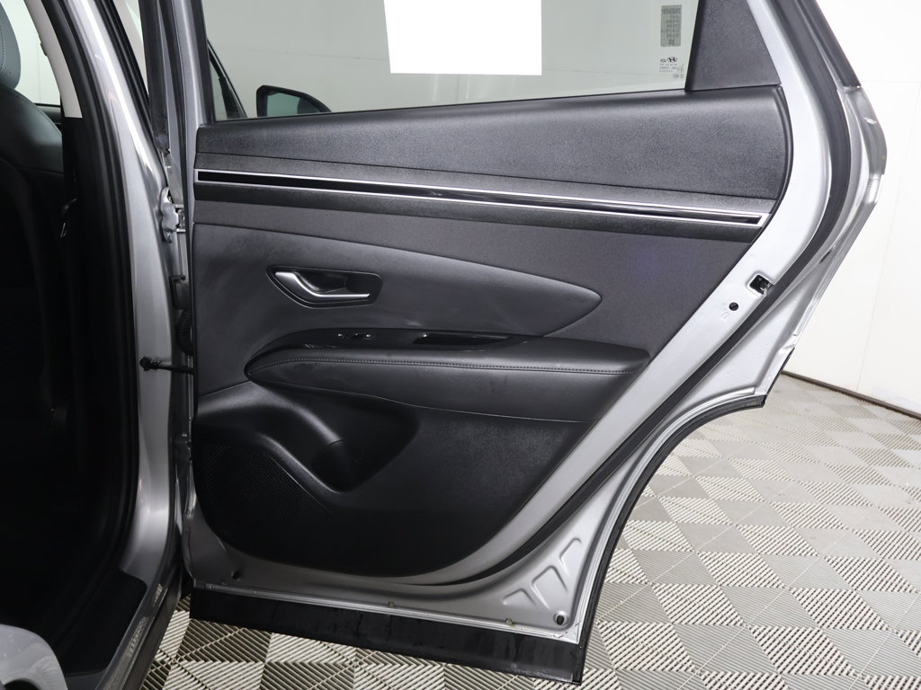 Used 2023 Hyundai Tucson Limited AWD/4WD image 31