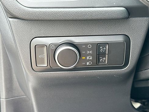 Used 2025 Ford Escape Active image 10