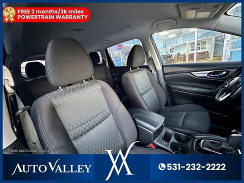 Used 2020 Nissan Rogue SV AWD/4WD image 17