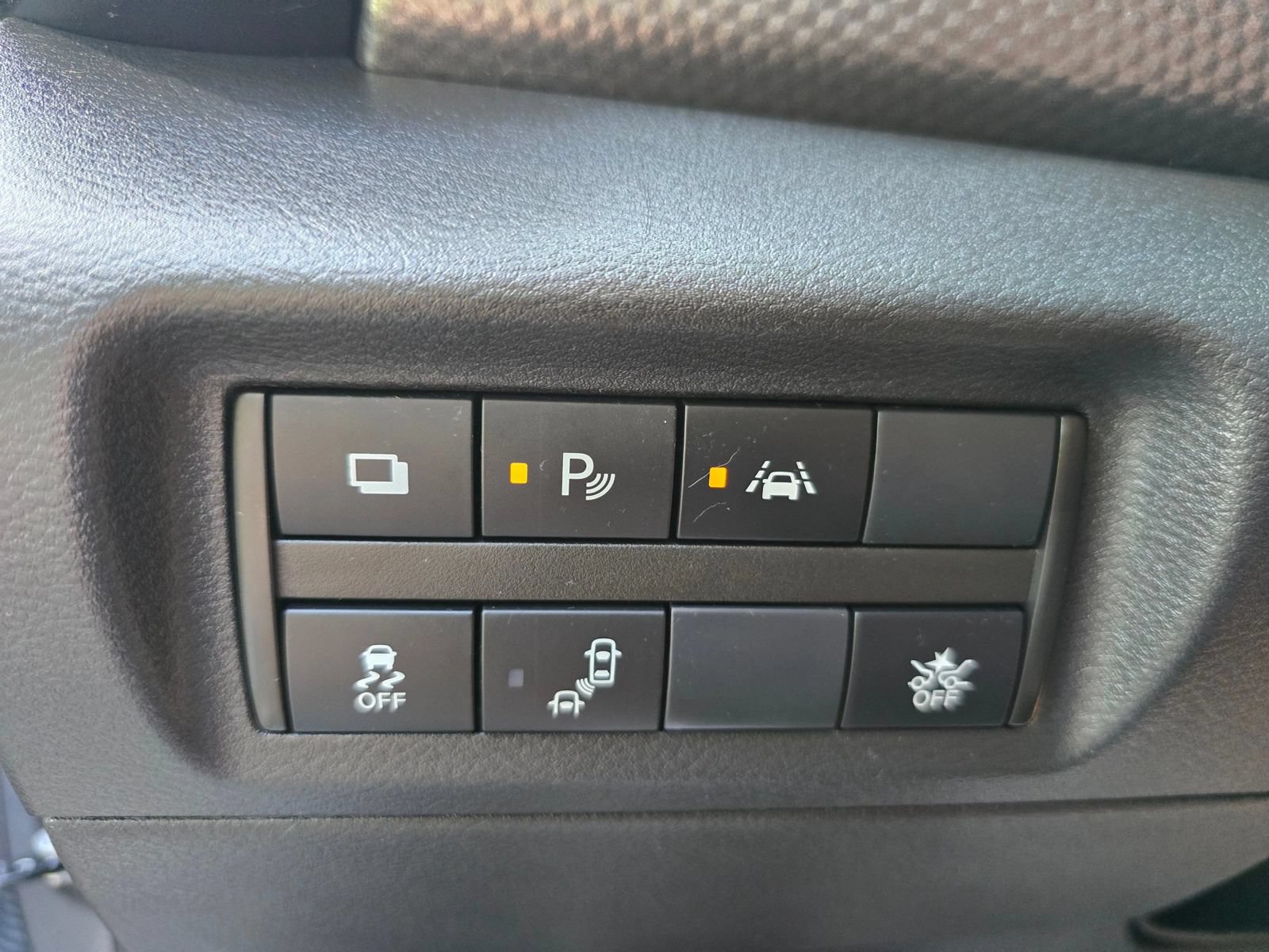 Used 2020 Nissan Kicks S FWD image 23