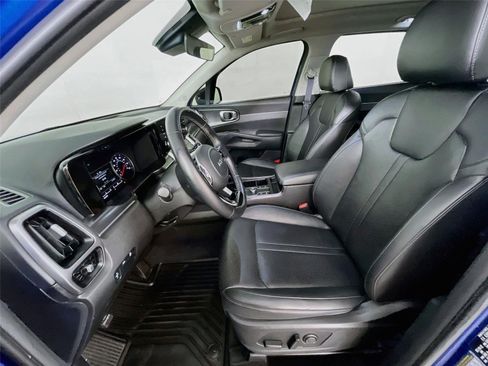 Used 2023 Kia Sorento S w/ Panoramic Sunroof Package FWD image 25
