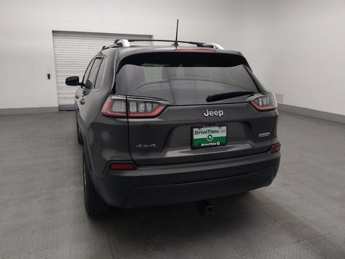 Used 2020 Jeep Cherokee Latitude Plus w/ Cold Weather Group AWD/4WD image 6