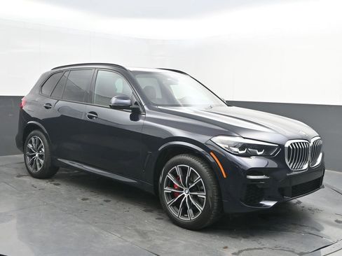 Certified 2023 BMW X5 xDrive40i w/ M Sport Package image 1