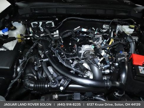 Used 2025 Ford Bronco Heritage Edition AWD/4WD image 36