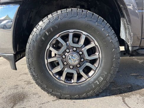 Certified 2022 RAM 3500 Limited image 32