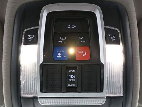 Used 2023 RAM 3500 Laramie image 38