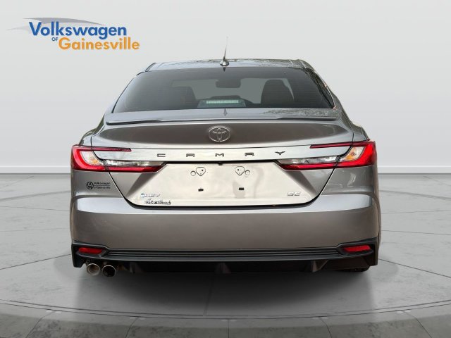 Used 2025 Toyota Camry SE w/ Convenience Package FWD image 5