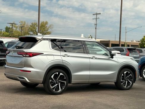 Used 2022 Mitsubishi Outlander SEL AWD/4WD image 33