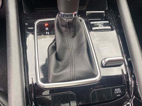 Certified 2025 Jeep Compass Limited w/ High Altitude Package image 14