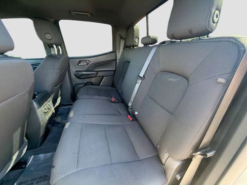 Used 2023 Chevrolet Colorado LT w/ LT Convenience Package image 19