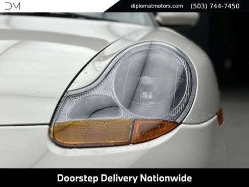 Used 2000 Porsche Boxster RWD image 15