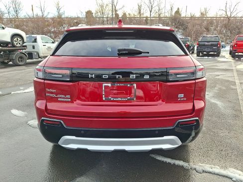 Used 2024 Honda Prologue Touring image 5