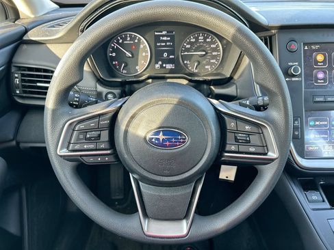 Used 2025 Subaru Outback AWD/4WD image 13