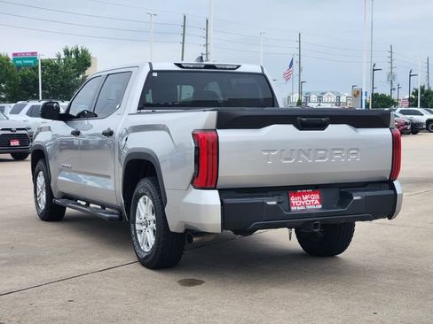 Used 2022 Toyota Tundra SR5 RWD image 7