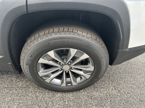 New 2027 Chevrolet Equinox LT w/ Convenience Package II AWD/4WD image 5