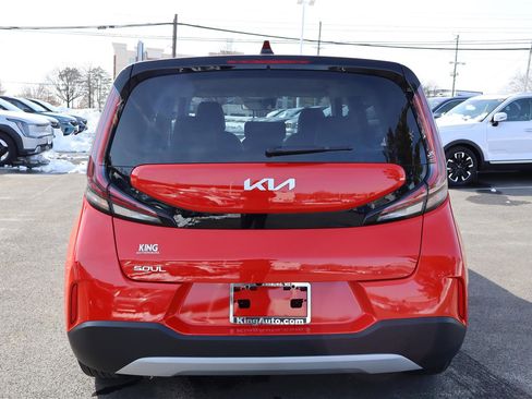 Certified 2023 Kia Soul LX w/ LX Technology Package image 4