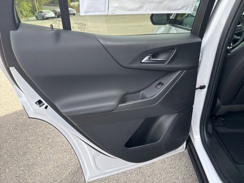 New 2026 Chevrolet Equinox LT w/ Convenience Package II image 20