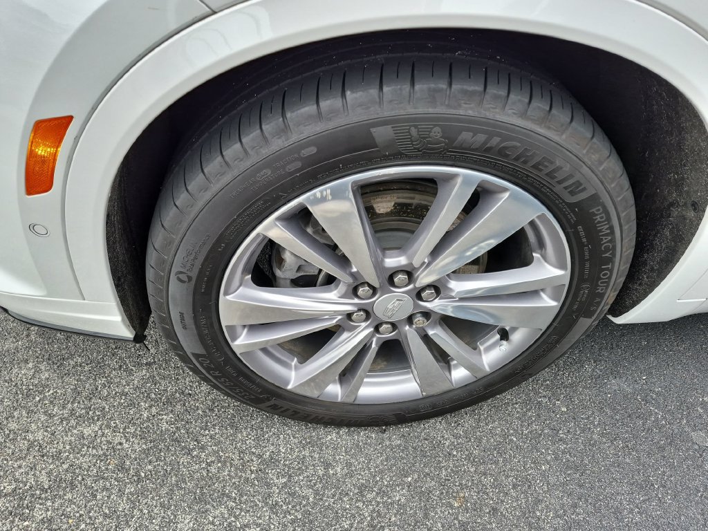 Certified 2024 Cadillac XT6 Premium Luxury w/ Technology Package AWD/4WD image 8