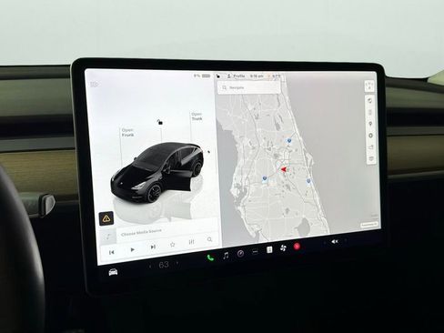 Used 2022 Tesla Model Y Performance image 19