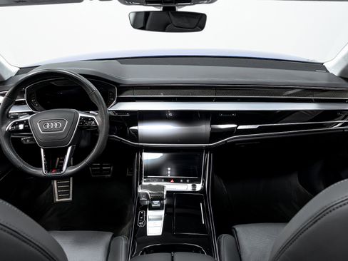 Used 2023 Audi S8 image 11
