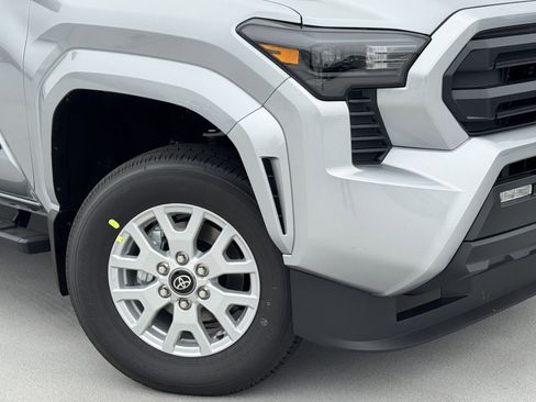 New 2026 Toyota Tacoma SR5 image 10