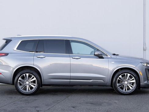 Used 2021 Cadillac XT6 Premium Luxury image 33