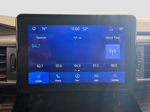 Used 2023 Ford Explorer Limited AWD/4WD image 18