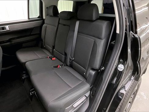 Certified 2025 Hyundai Santa Fe SE image 19