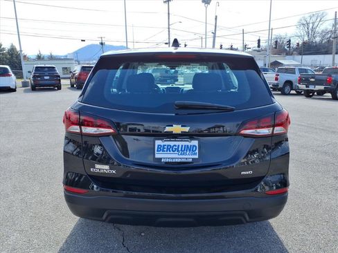 Used 2023 Chevrolet Equinox LS w/ Driver Confidence II Package image 5