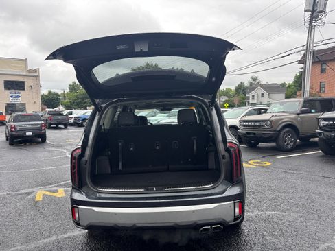 Used 2024 Kia Telluride SX Prestige AWD/4WD image 8
