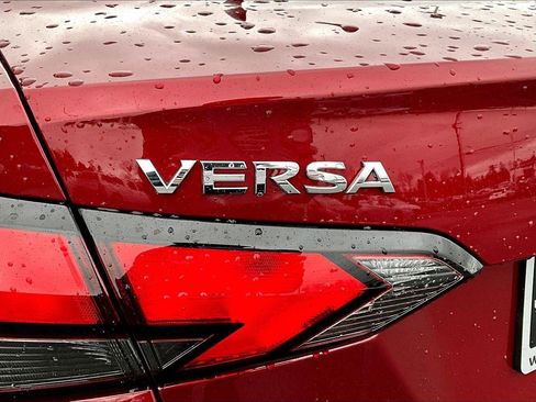 Used 2025 Nissan Versa SV w/ Trunk Package FWD image 25