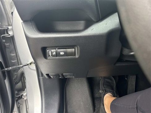 Used 2021 Toyota RAV4 LE w/ Carpet Mat Package (TMS) image 27