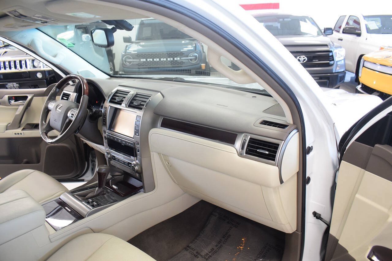 Used 2014 Lexus GX 460 w/ Premium Package AWD/4WD image 21