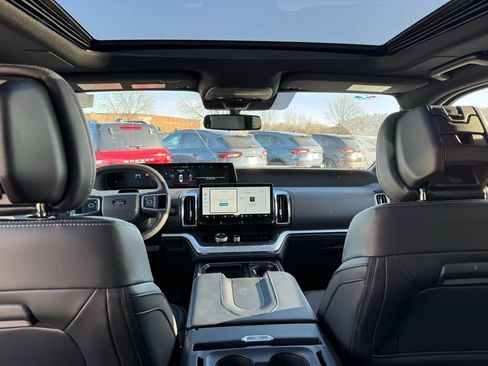 New 2026 Ford Expedition Platinum w/ Stealth Performance Package image 16