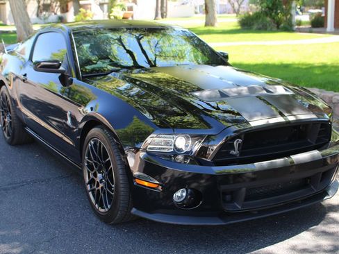 Used 2013 Ford Mustang Shelby GT500 image 42
