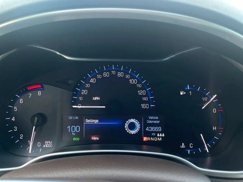 Used 2015 Cadillac SRX Luxury w/ Trailering Package AWD/4WD image 29