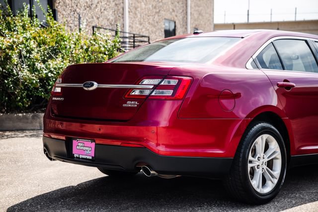 Used 2017 Ford Taurus SEL FWD image 35